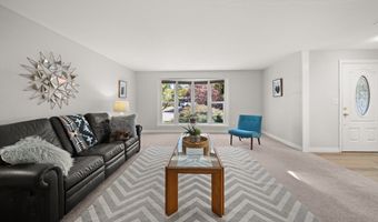 2815 NW EASTWAY Ct, Beaverton, OR 97006