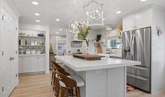 128 W PHEASANTBROOK Cir N, Centerville, UT 84014
