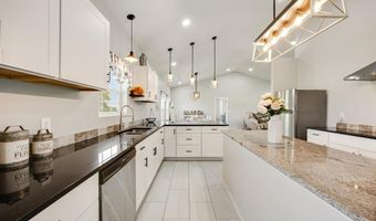 550 Rs County Road 2370, Alba, TX 75410