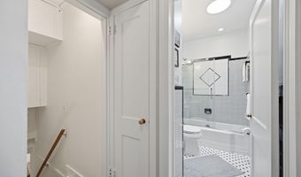 1116 N ROOSEVELT St N, Arlington, VA 22205