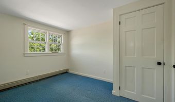 57 Roberts Cove Rd, Alton, NH 03809