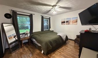 201 N Scandia St, Alpha, IL 61413