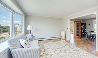 22 JH Dwyer Dr, Middletown, RI 02842