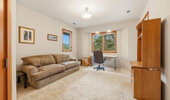 611 Forest St, Ashland, OR 97520
