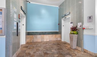 430 Kaiolu St 505, Honolulu, HI 96815