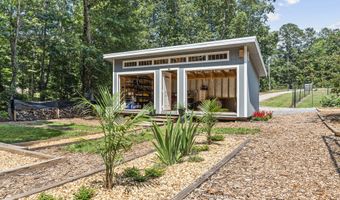 3005 Smokey, Athens, GA 30601
