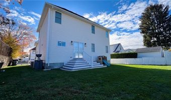41 Follett St, East Providence, RI 02914
