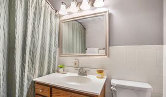 1310 20th St, Ames, IA 50010