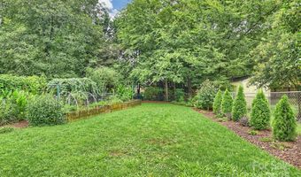 1918 Woodland Dr, Charlotte, NC 28205