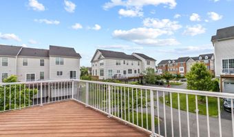 43247 LOUDOUN RESERVE Dr, Ashburn, VA 20148