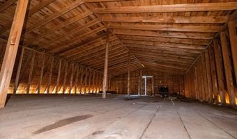77 Knowles Rd, Belgrade, ME 04917