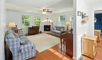 58 ORCHARD Rd, Fleetwood, PA 19522