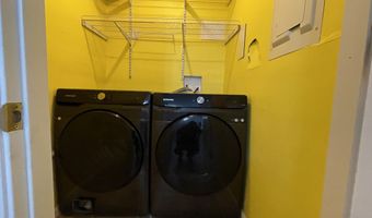 8616 Gandy Ct, Indianapolis, IN 46217