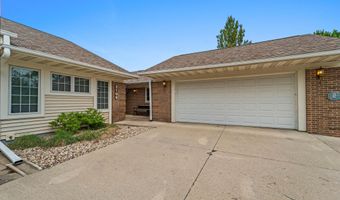 2109 Ironwood Ln, Ames, IA 50014