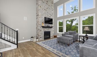 7856 Promontory Dr, Alexandria, KY 41001