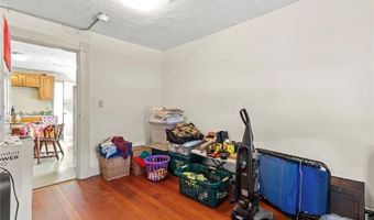 134 Duke St, East Greenwich, RI 02818