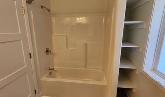 1014 E 3rd Street Pl, Atlantic, IA 50022