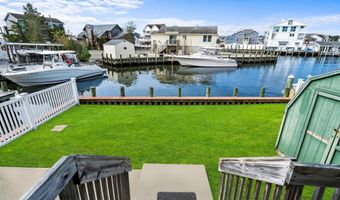 262 EVERGREEN Dr, Bayville, NJ 08721