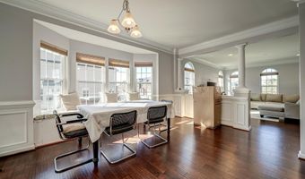 25850 CLAIRMONT MANOR Sq, Aldie, VA 20105