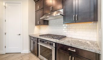 3855 S MCQUEEN Rd 39, Chandler, AZ 85286