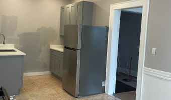 339 Wayne St 2nd Fl., Bridgeport, CT 06606