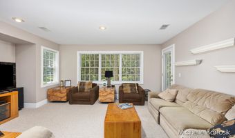 6404 Winter Run Dr SE, Ada, MI 49301