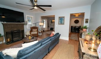 1712 Umstead St, Charlotte, NC 28205