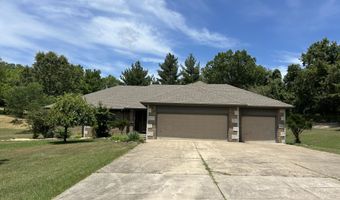 602 Curry Ave, Ava, MO 65608