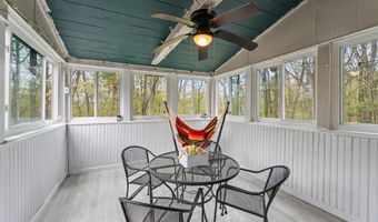 29 Old Sawmill Rd, Bedford, NH 03110