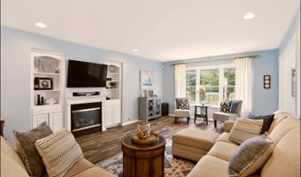 1555 Connemara Rd, Indianapolis, IN 46217