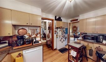 819 4th Ave NE, Austin, MN 55912