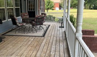 329 River Oaks Dr, Bainbridge, GA 39819