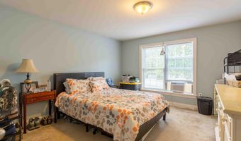 28 Palmetto Ln, Laconia, NH 03246