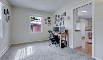 524 N OUTAGAMIE Ct, Appleton, WI 54914
