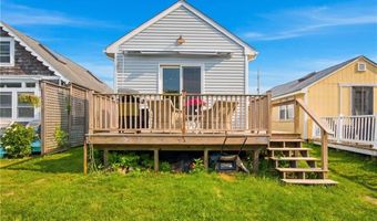 64 Burnside Ave, Narragansett, RI 02882