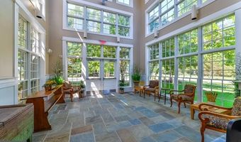 10900 HOLYSTONE Ln 301, Berlin, MD 21811