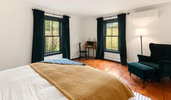 390 Pleasant Valley Rd, Brattleboro, VT 05301