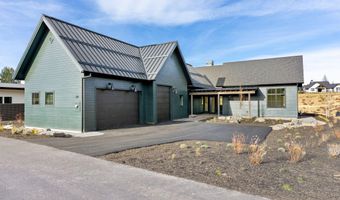 3118 NW Crossing Dr, Bend, OR 97703