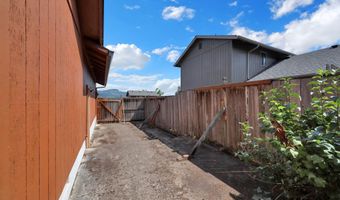 7087 ASTER St, Springfield, OR 97478