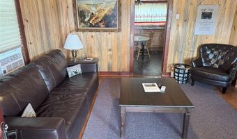 719 16th St, Cody, WY 82414