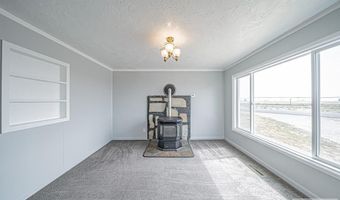 1044 W Taber Rd, Blackfoot, ID 83221