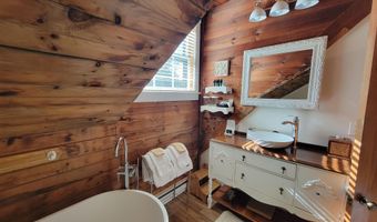 75 Summer St 2, Bristol, NH 03222