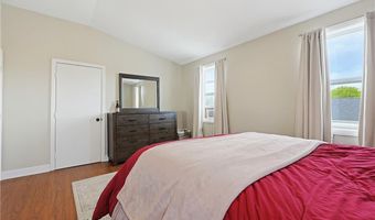 49 Emanuel St, North Providence, RI 02911