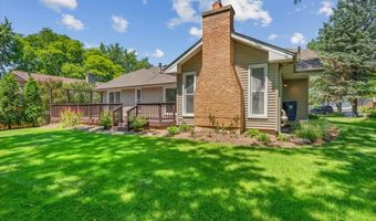 725 N Vista Dr, Algonquin, IL 60102