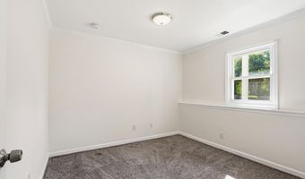 816 Berkeley Ave, Beachwood, NJ 08722