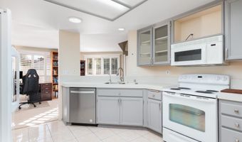 2191 Torrey Gln, Escondido, CA 92026