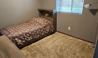 906 SW 16th Ave, Aberdeen, SD 57401