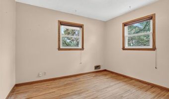 8949 Rosewood Ln N, Maple Grove, MN 55369
