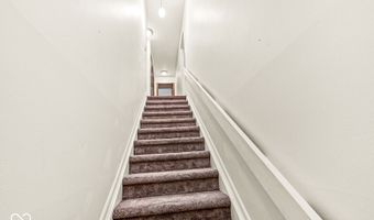 5186 Fairway Dr 34/2, Avon, IN 46123