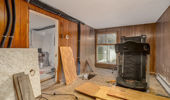 61 Barry Rd, Worcester, MA 01609